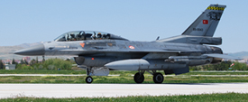 89-0043 at LTAN 20150507 | General Dynamics F-16C-40-CF