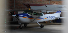 F-GFCT at LFOY 20170607 | Cessna 172N Skyhawk II (Reims ass.?)