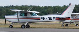 PH-DKE at EHBD 20170702 | Reims/Cessna F152-II