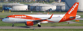 OE-IVS at EHAM 20220418 | Airbus A320-214W