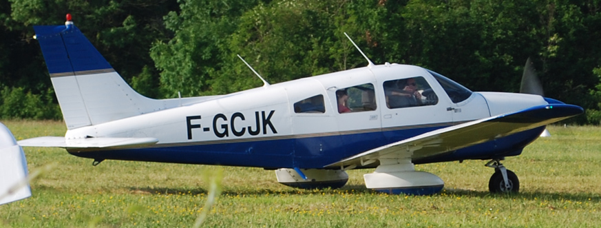 F-GCJK at LFFQ 20240519 | Piper PA-28 181 Cherokee Archer III